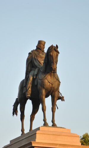 GIUSEPPE GARIBALDI- monumento al Gianicolo -ROMA