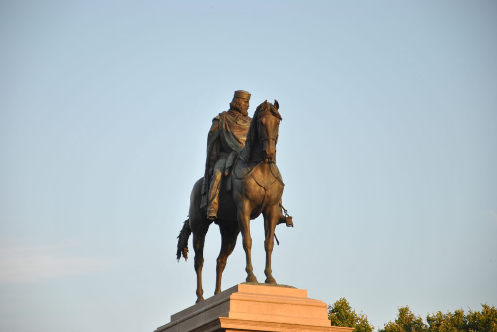 ROMA- Gianicolo- Monumento a GIUSEPPE GARIBALDI