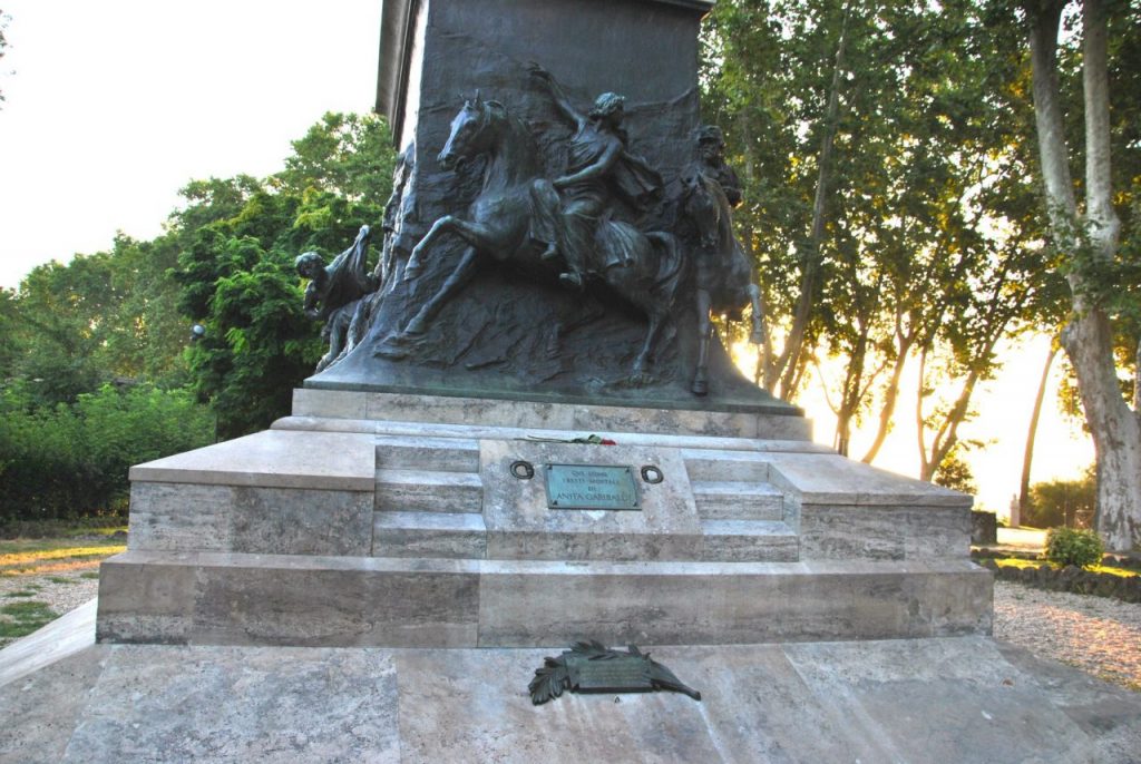 Roma Gianicolo-Monumento ad Anita Garibaldi