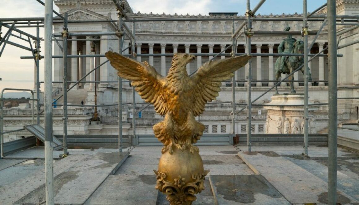 Restauro statue Monumento a Vittorio Emanuele II.